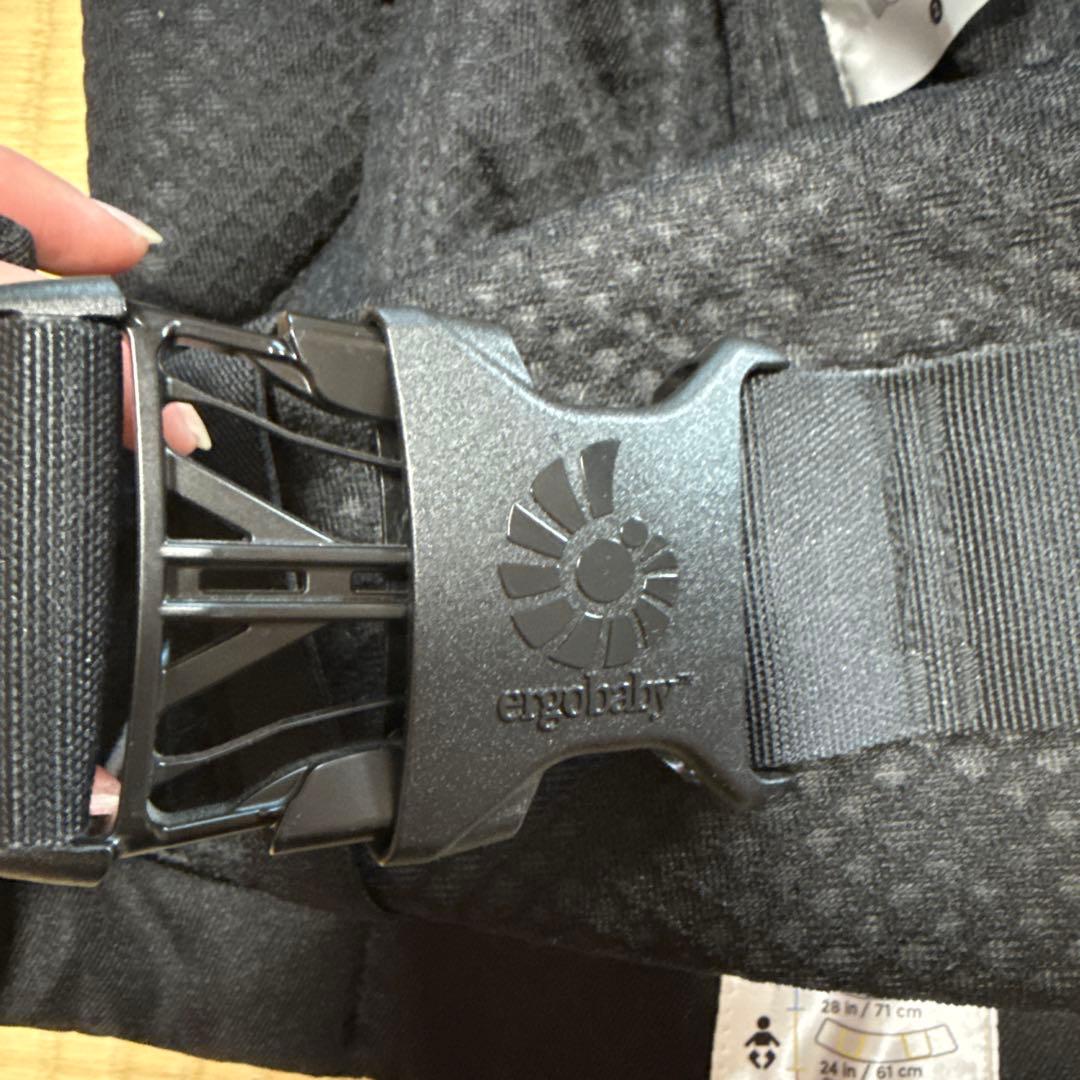 エルゴベビー オムニ ブリーズ 抱っこ紐　ブラック　正規品