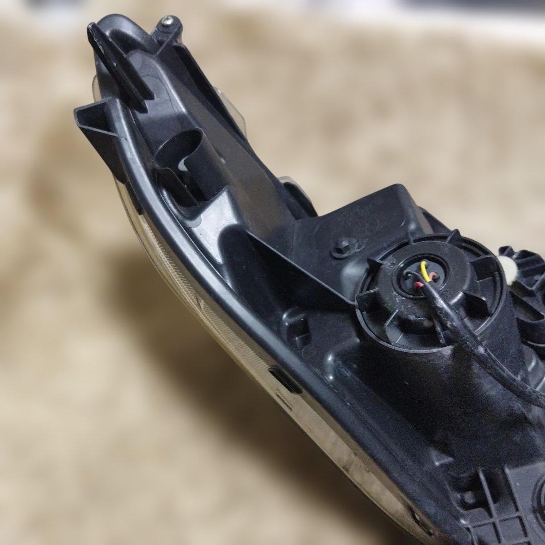 30系 アルファード前期/ヘッドライト　左側のみ