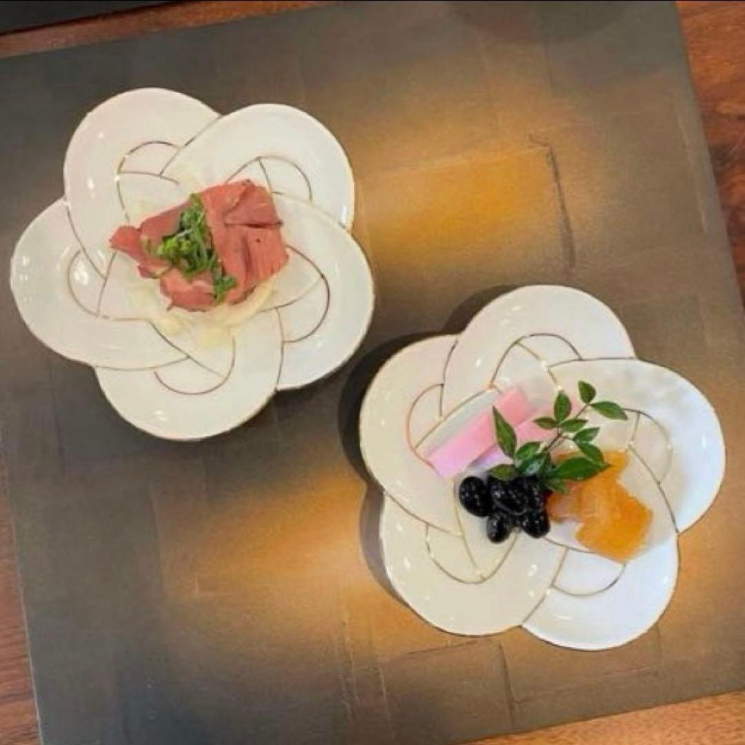 【新品】【大人気】有田焼田清窯　太白金線梅結び銘々皿　縁起物