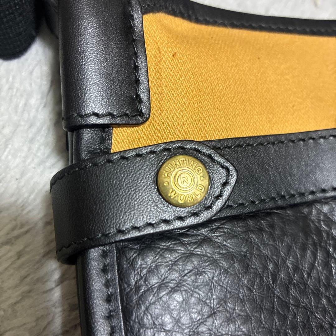 HUNTINGWORLDレザーショルダーバッグ 黒とイエロー