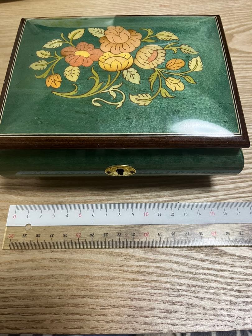 お値下げ＊リュージュ　オルゴールジュエリーボックス