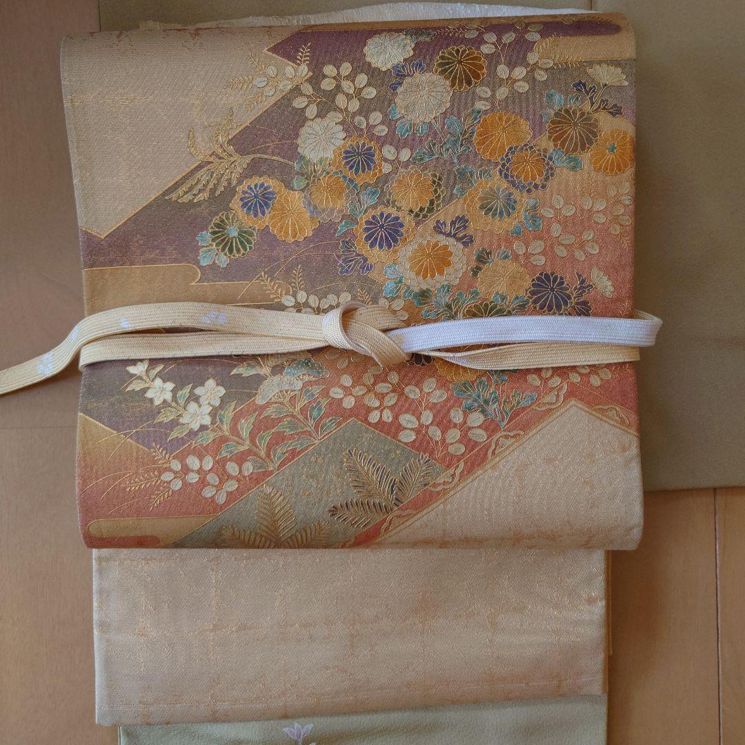 【美品】付下げフルセット　正絹　袷　草花文様　駒刺繍　お太鼓柄袋帯