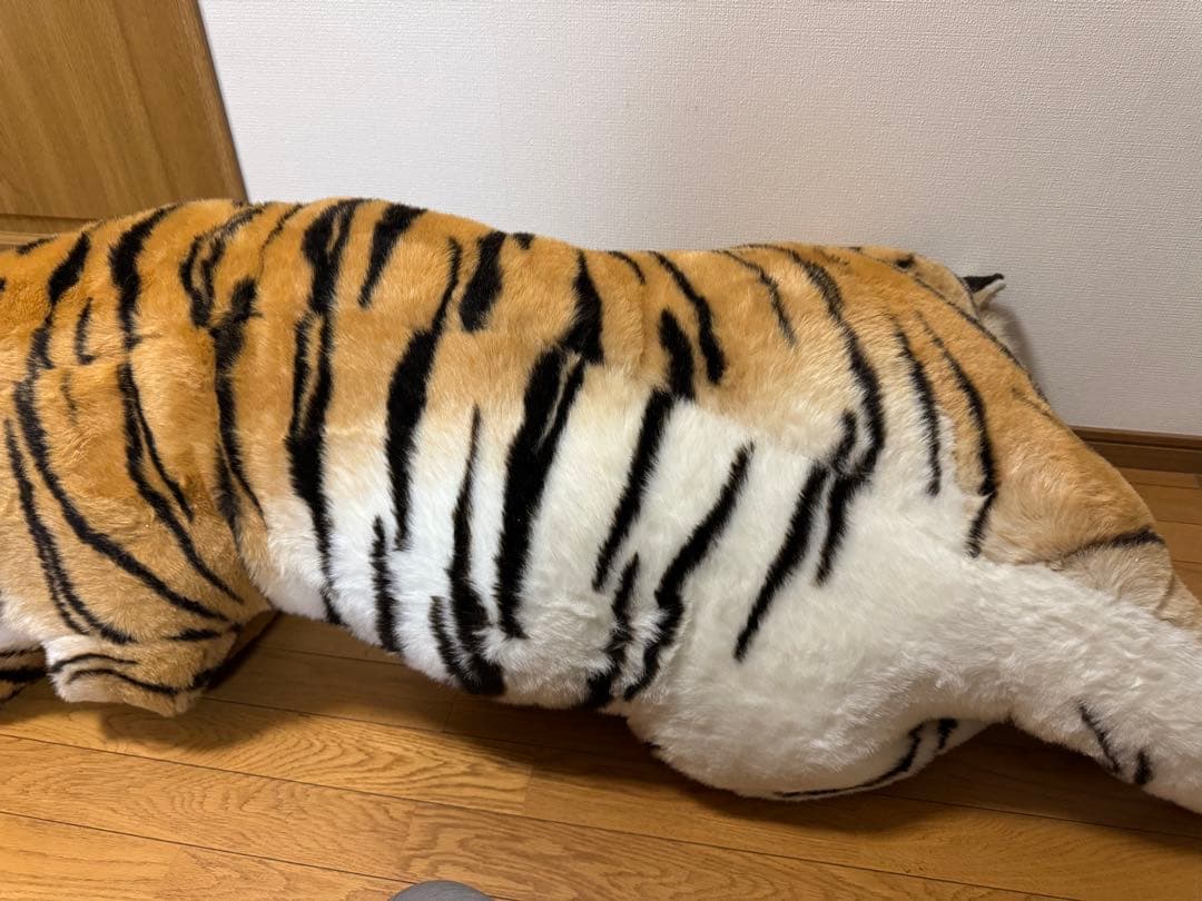虎　トラ　超巨大ぬいぐるみ　リアル　約250cm