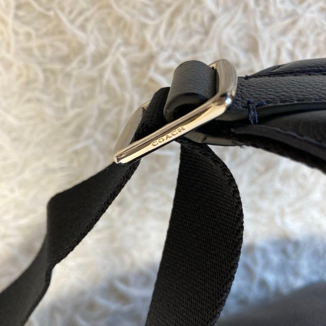 COACH✨メンズリュック　ネイビー×チェック　レザ×PVC 大容量　チャーム