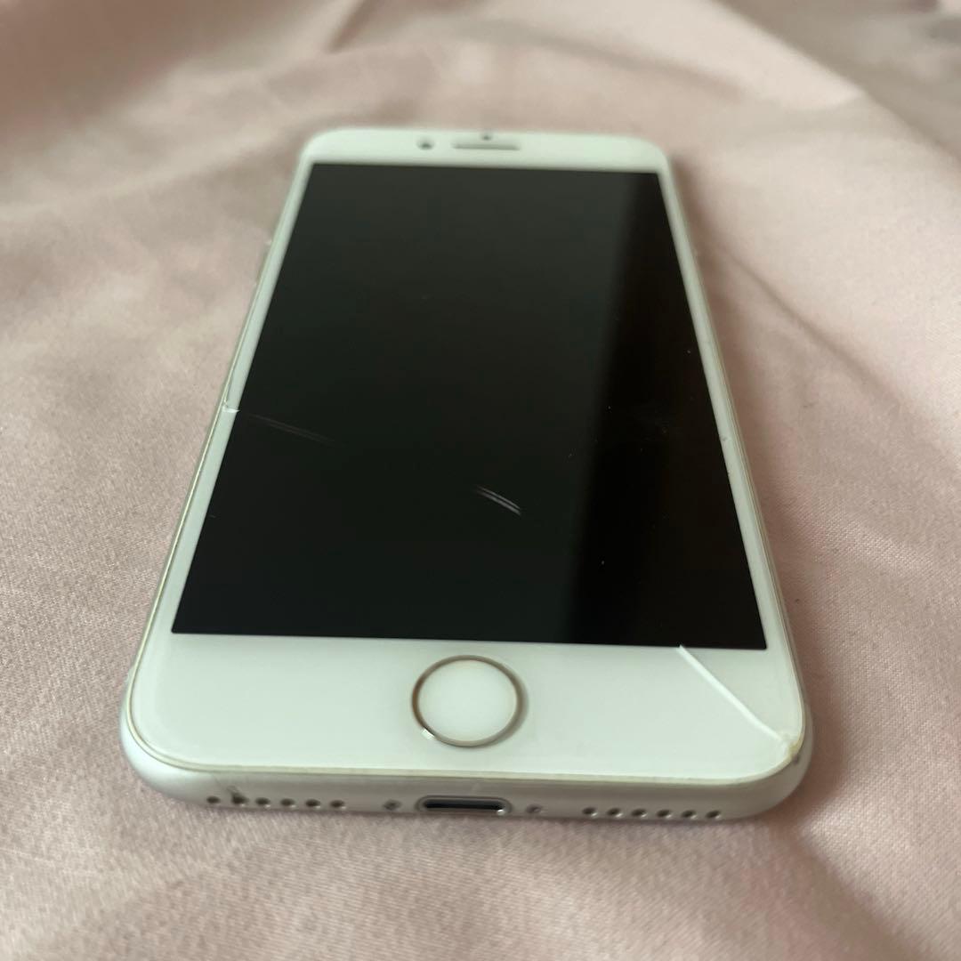 Apple iPhone 8 本体