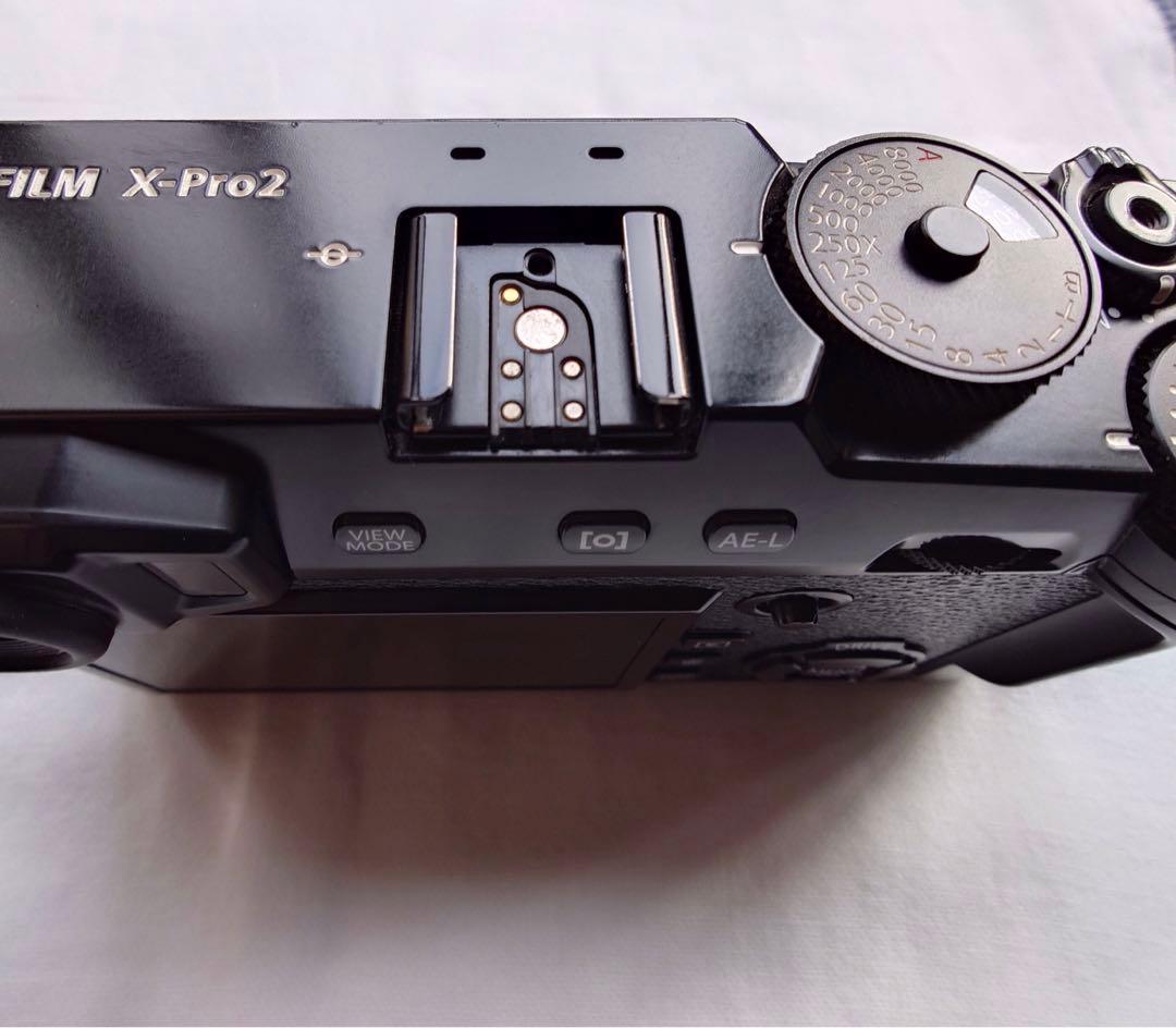 Fujifilm X-Pro2 ブラック ボディ　+ 純正チャージャー