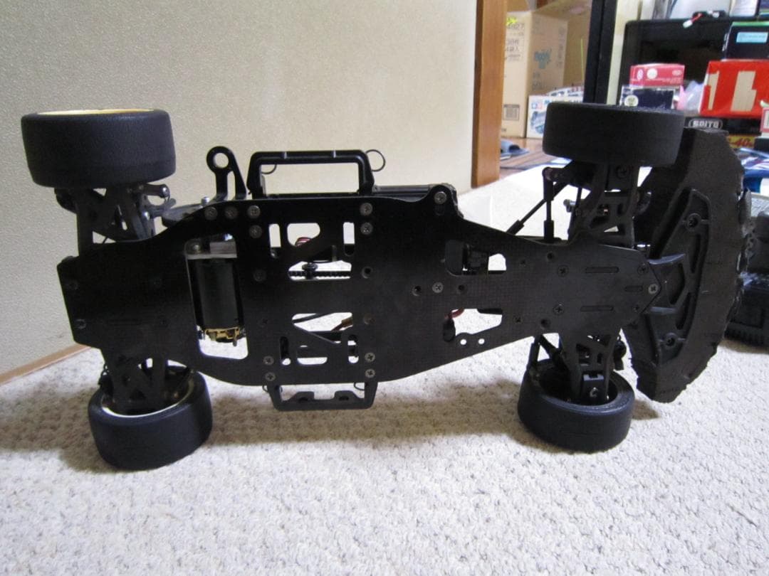 ヴォル 1/10 TA04 PRO ハイエンドシャーシ スカイラインボディ