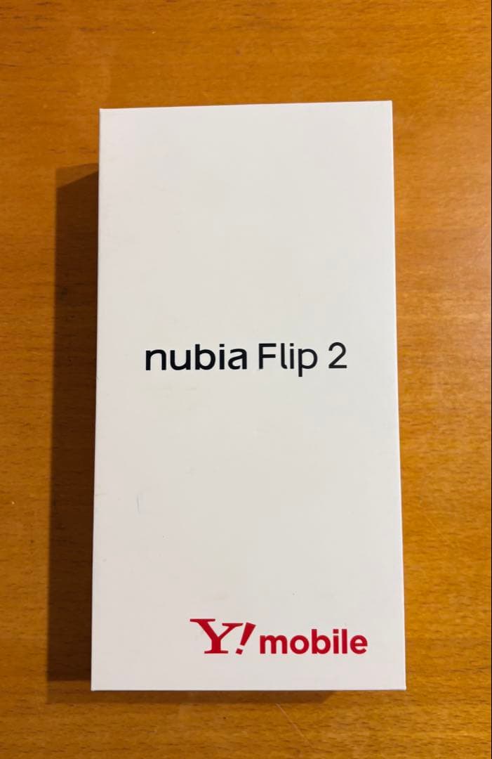 nubia Flip 2 Y!mobile 本体