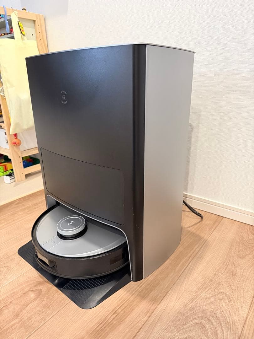 【美品】ECOVACS DEEBOT X1 OMNI　消耗パーツの付属品付き