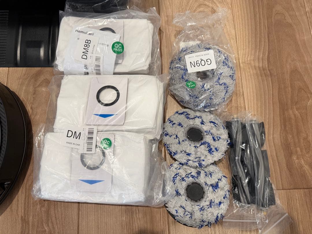 【美品】ECOVACS DEEBOT X1 OMNI　消耗パーツの付属品付き