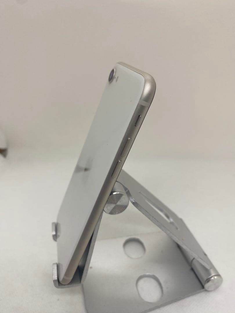 Iphone SE 第3世代 128GB Sim フリー　19650