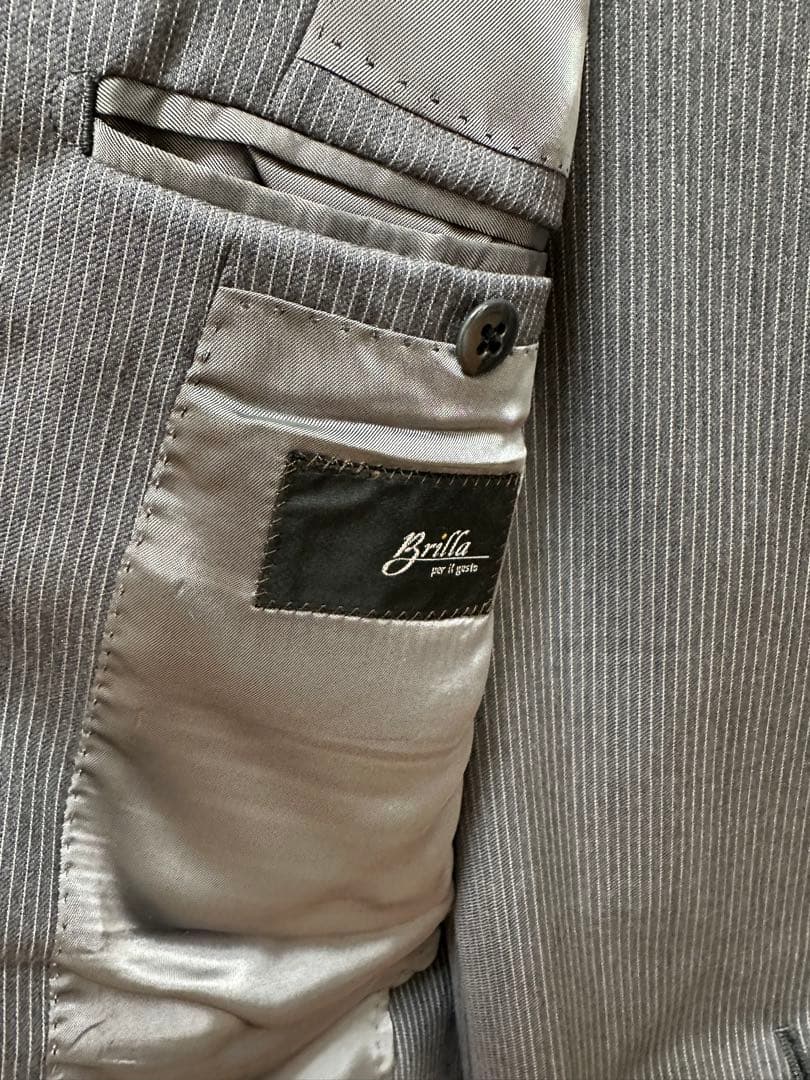 ビームスBrilla ブリッラペルイルグスト　グレー ストライプ スーツ46