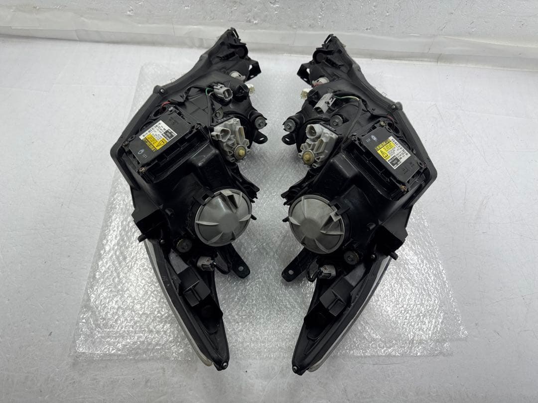 トヨタ エスティマ 50系 後期 中期 純正 ヘッドライト 左右28-217