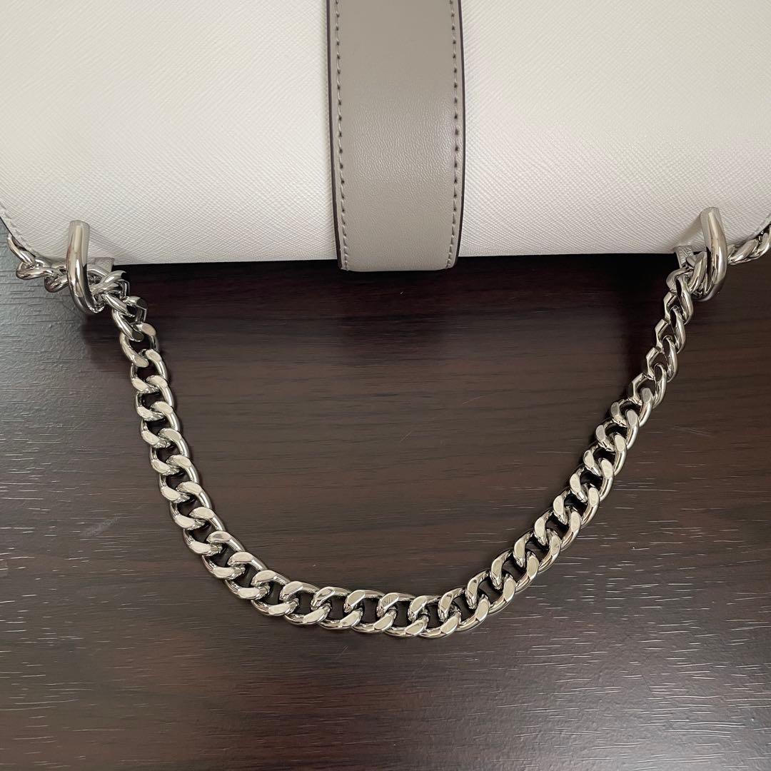 最終値下げ！訳あり新品 MICHAEL KORS ショルダーバッグ ホワイト