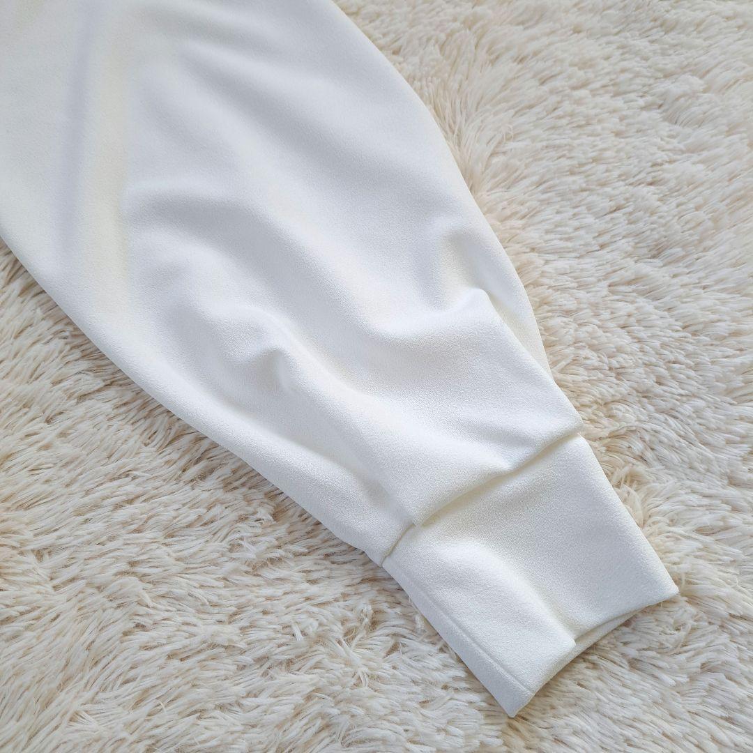 美品 ビアズリー Tブラウス カットソー 洗える バックタック 白 ゆったり