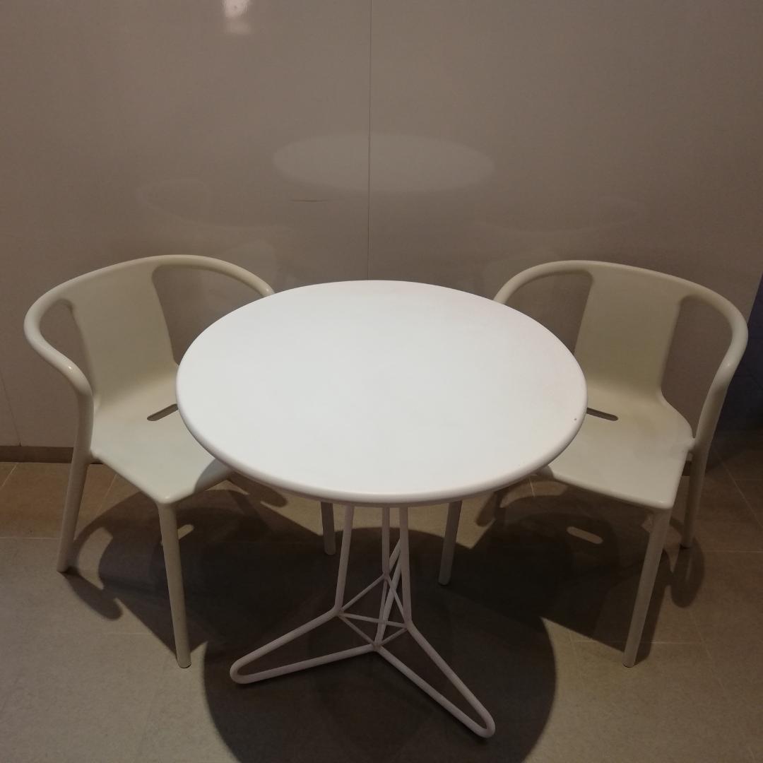 新春還元セール　美品♠Francfranc/フランフラン　ラウンド テーブル