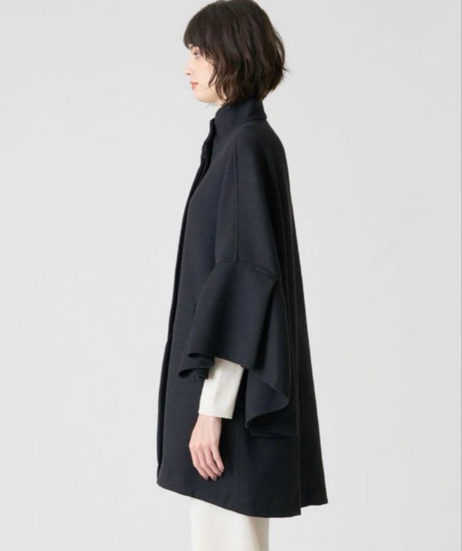 美品✨ANAYI 22AW カルゼリバーケープコート　ポンチョ ブラック 38