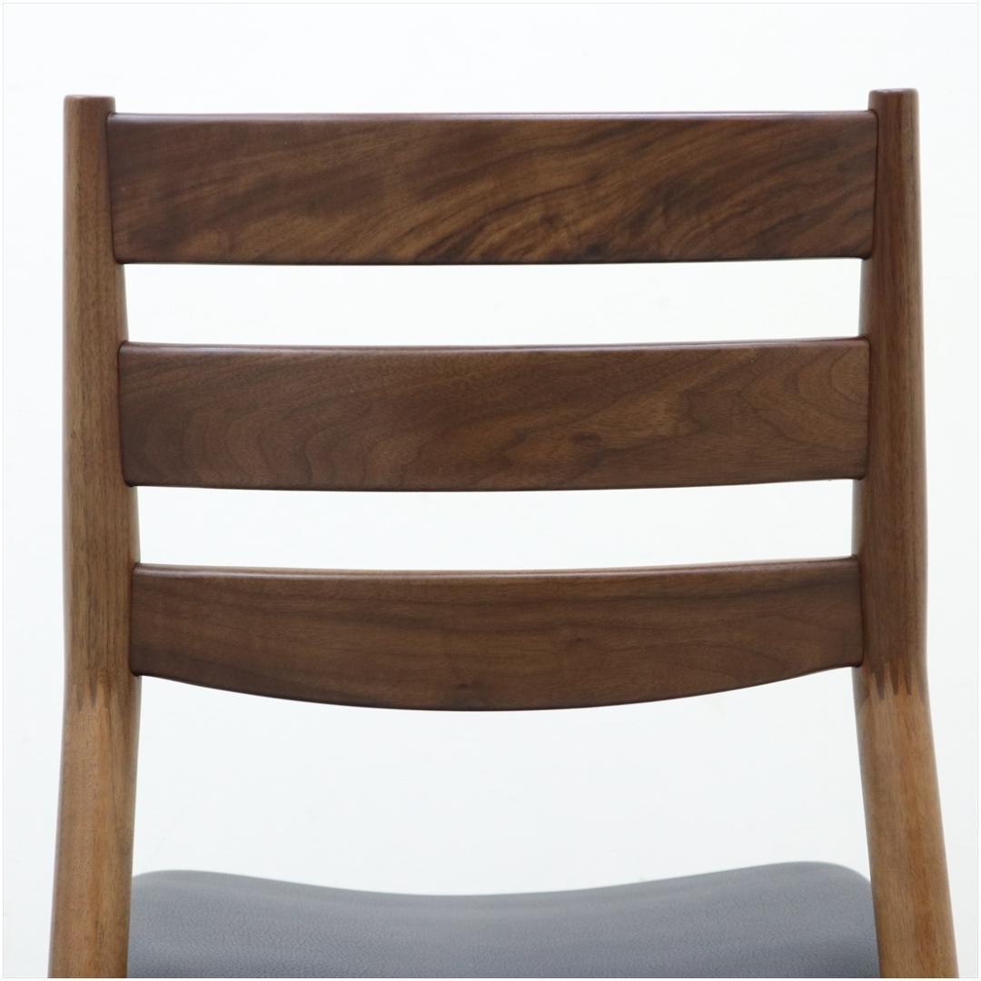 カリモク家具 ダイニングチェア 食堂 椅子 オリオ ウォールナット 2023年製