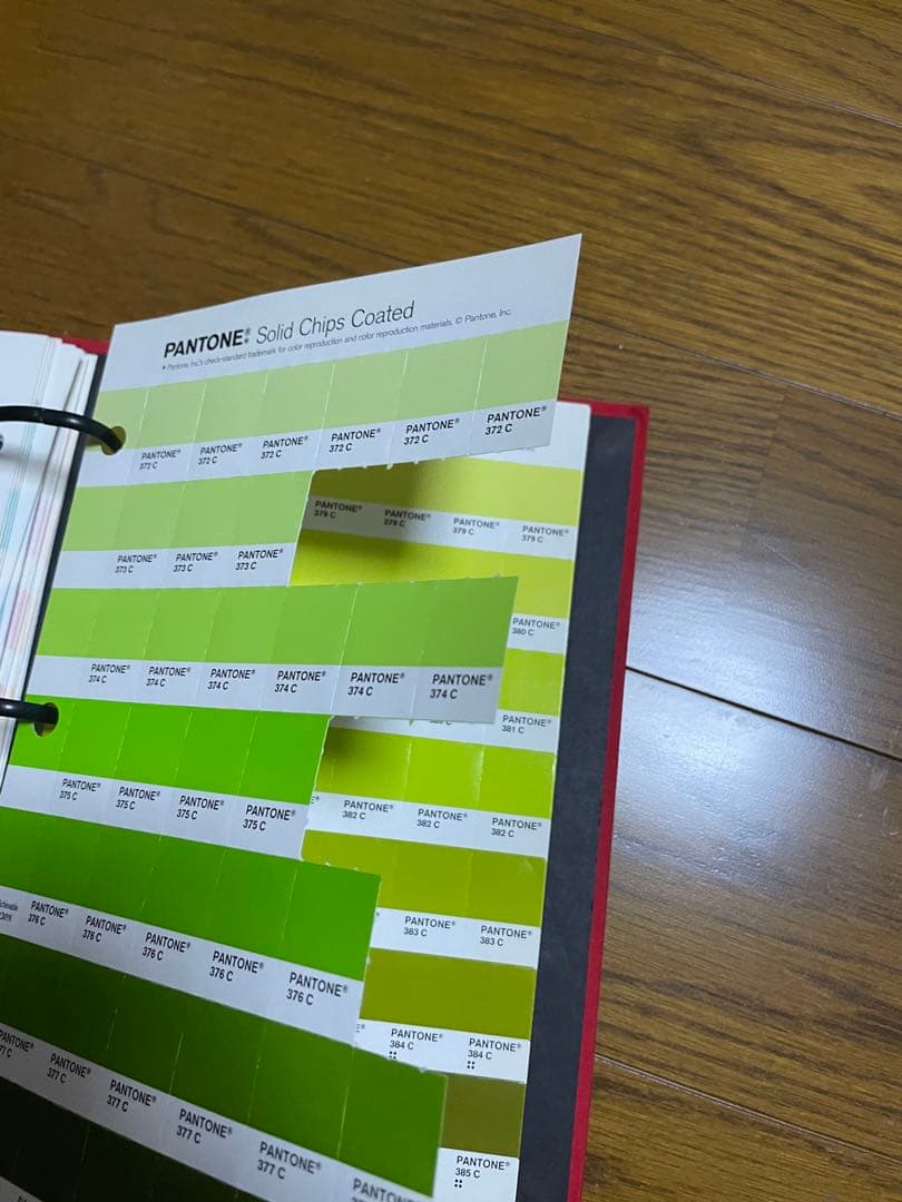 PANTONE ソリッドチップブック コーティング・未コーティング