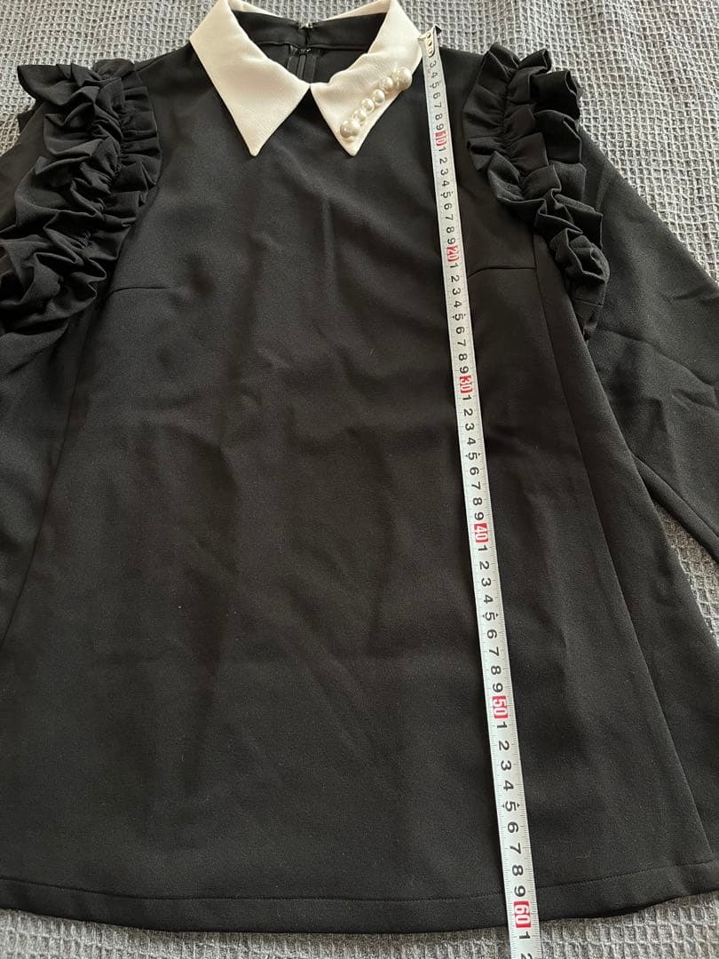 hue DAY TO EVENING ショルダーフリルブラウス パール装飾 36