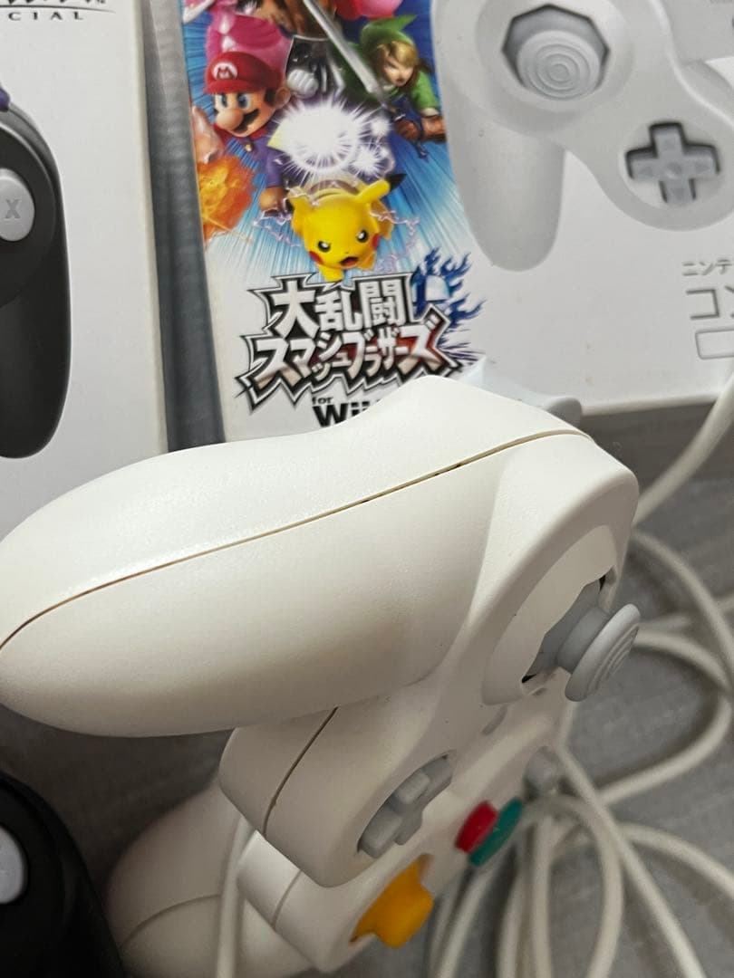 NintendoSwitchニンテンドースイッチ本体　大乱闘スマッシュブラザーズ