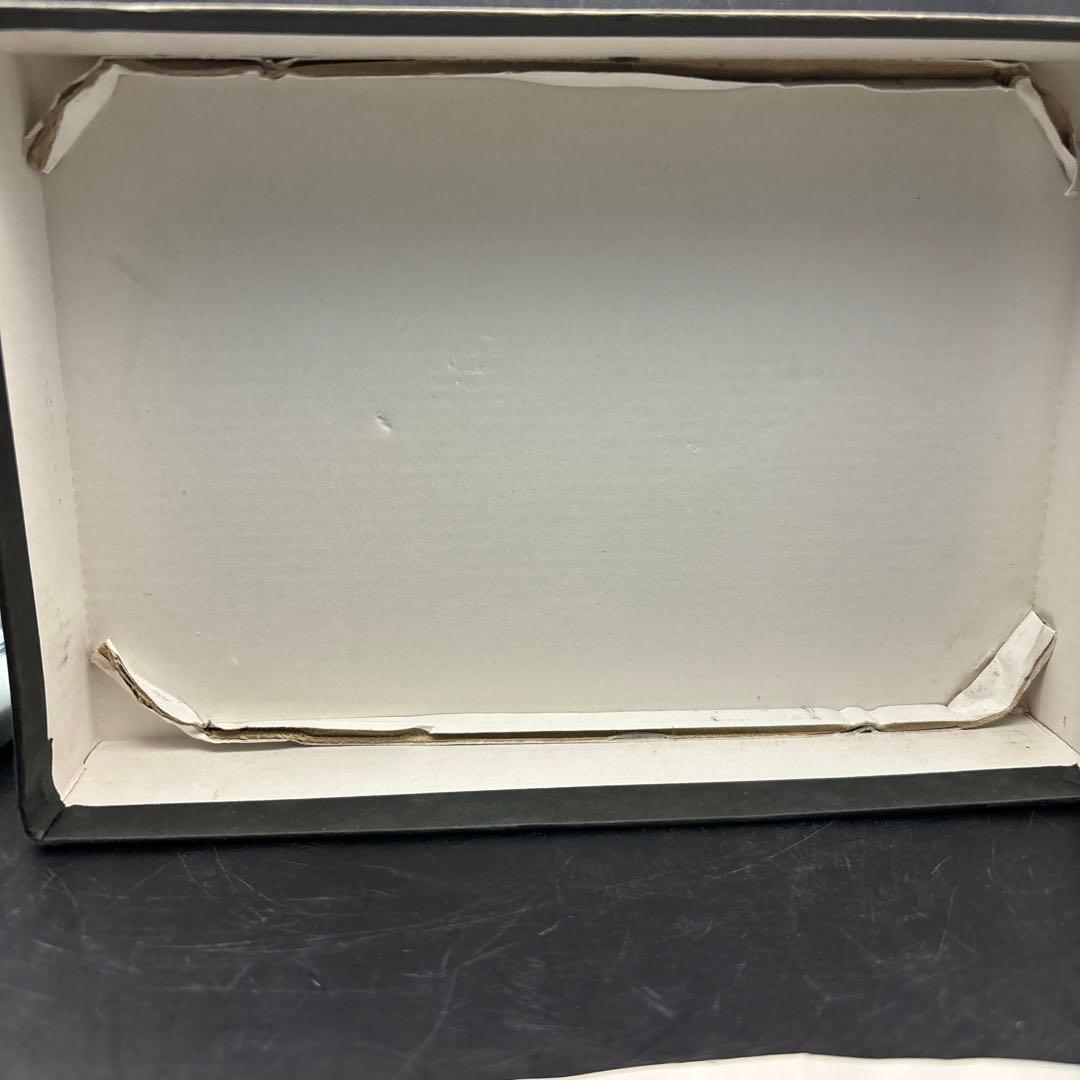 平戸洸祥団右ヱ門窯　平戸焼　菊花　平戸菊花飾　文鎮？　置物　ペーパーウェイト