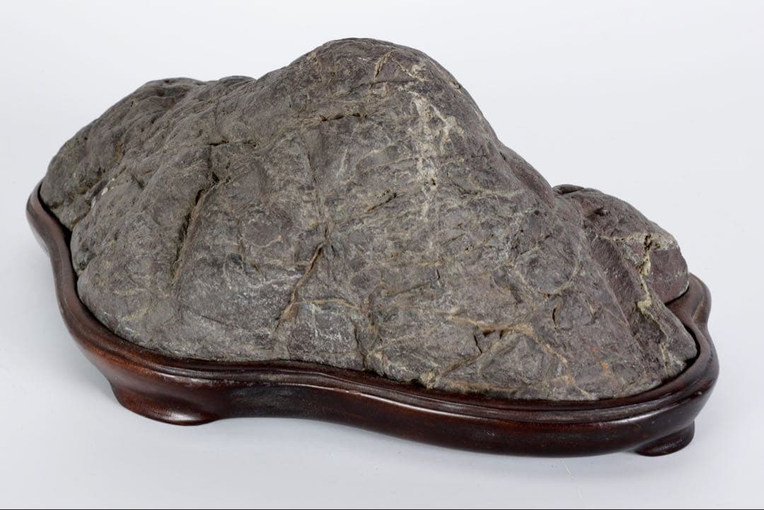 山景石 連山 遠山景 観賞石 台座付 3.4kg 水石 自然石 景石 盆景 盆石