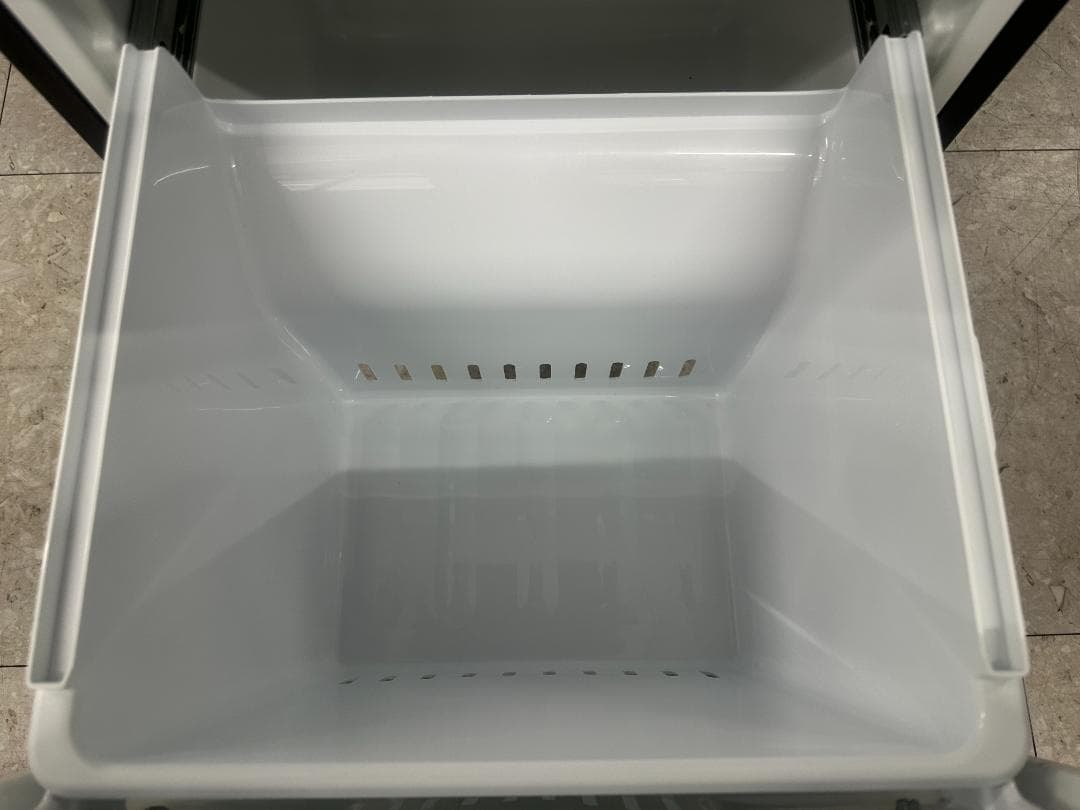 TOSHIBA　冷凍冷蔵庫　153L　GR-U15BS(K)　2023年製