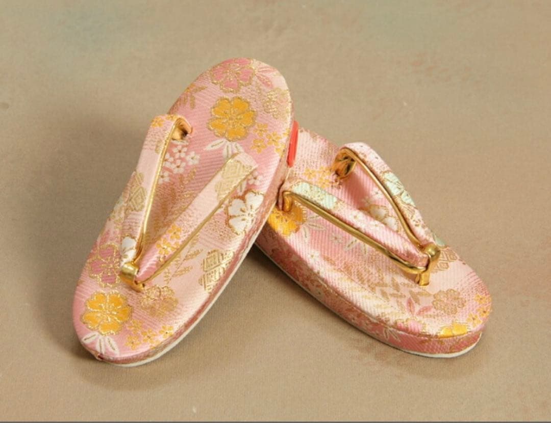 正絹総絞り手縫いの被布(中綿なし）・新品草履