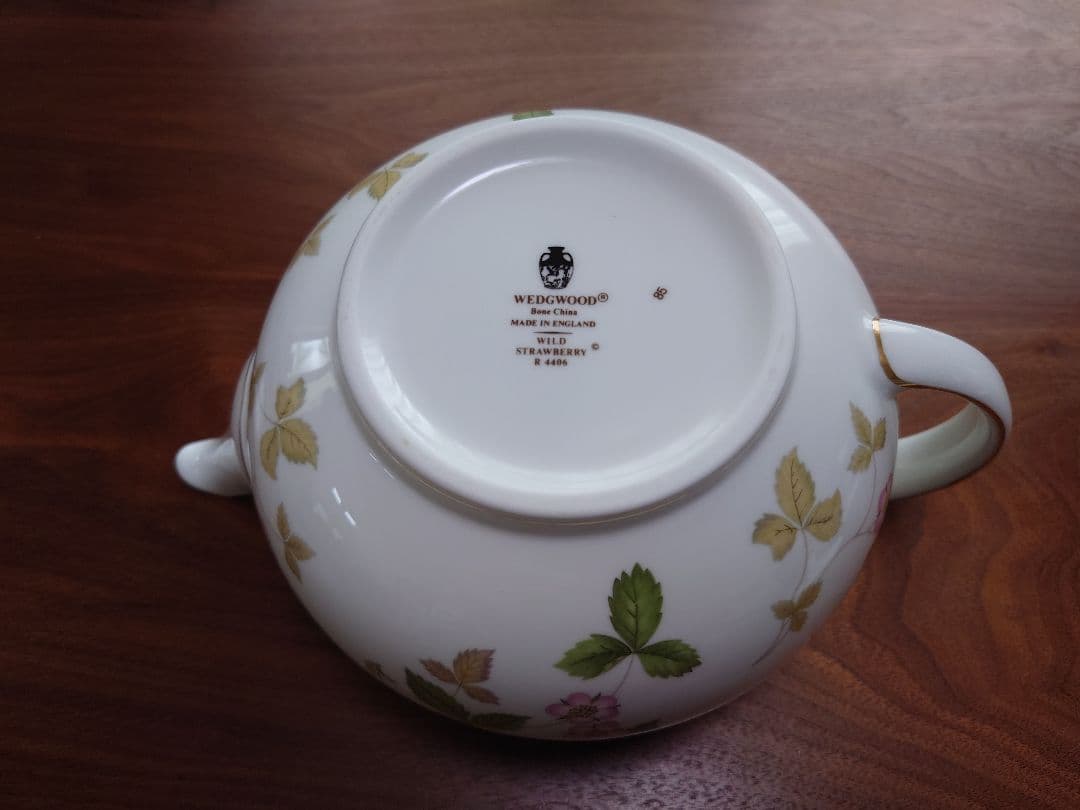  ウェッジウッド ワイルドストロベリー　ティーセット
