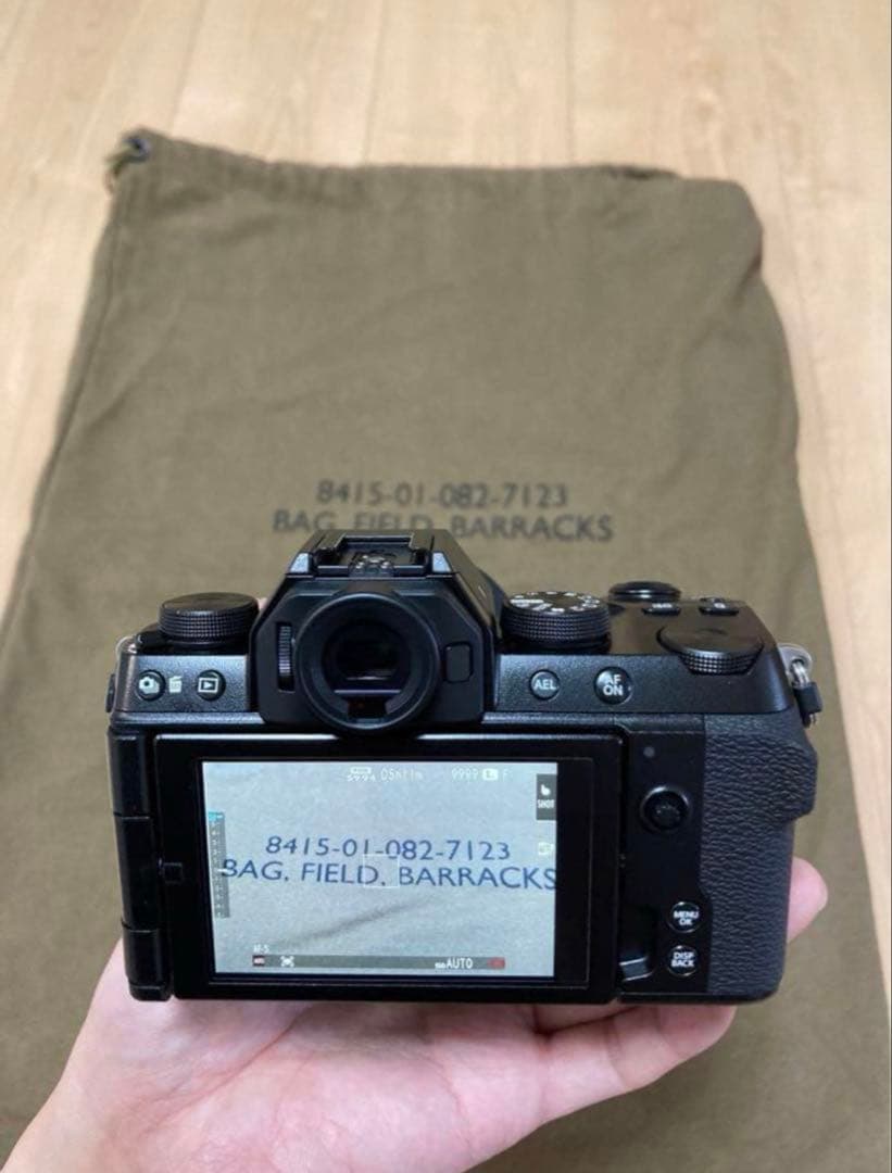 Fujifilm X-S10 デジタルカメラ 本体+15-45mmレンズ+付属品