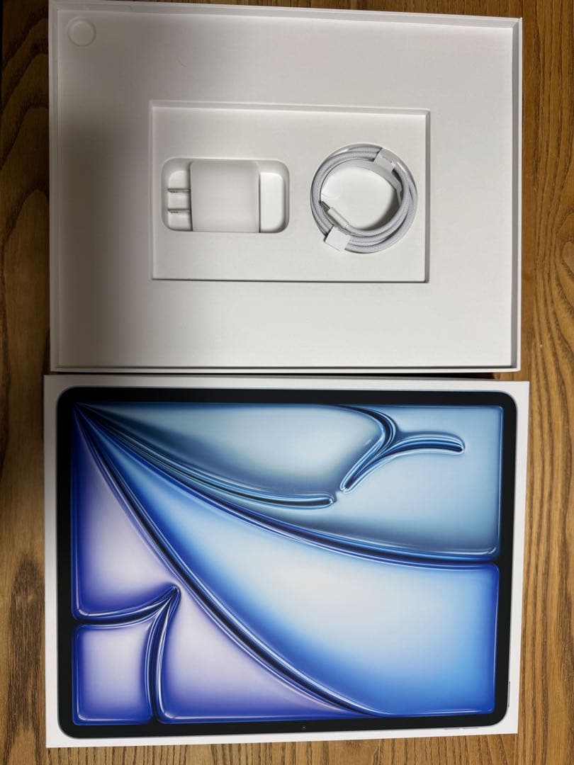 Apple iPad Air M2 13インチ　128GB 本体 充電器付き