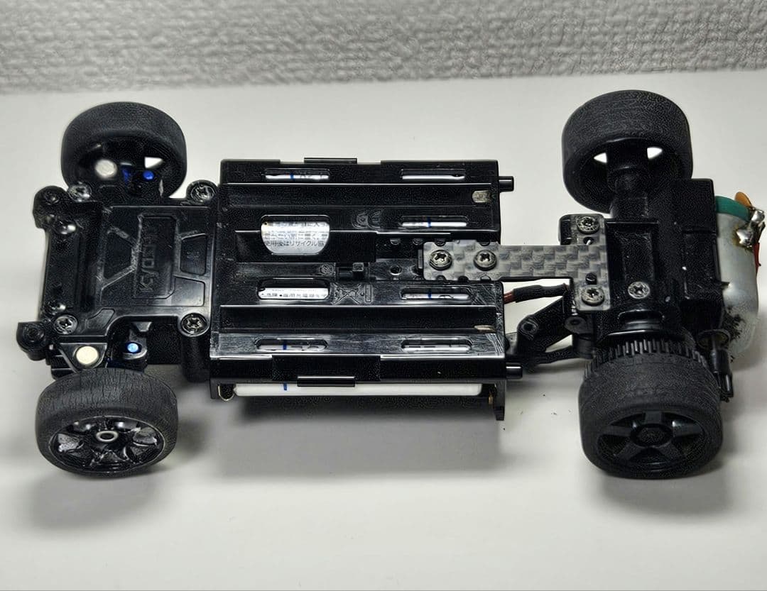 ミニ四駆モーター積載 MR-03W シャーシ ボディ2個付き 赤色灯点灯 改造品