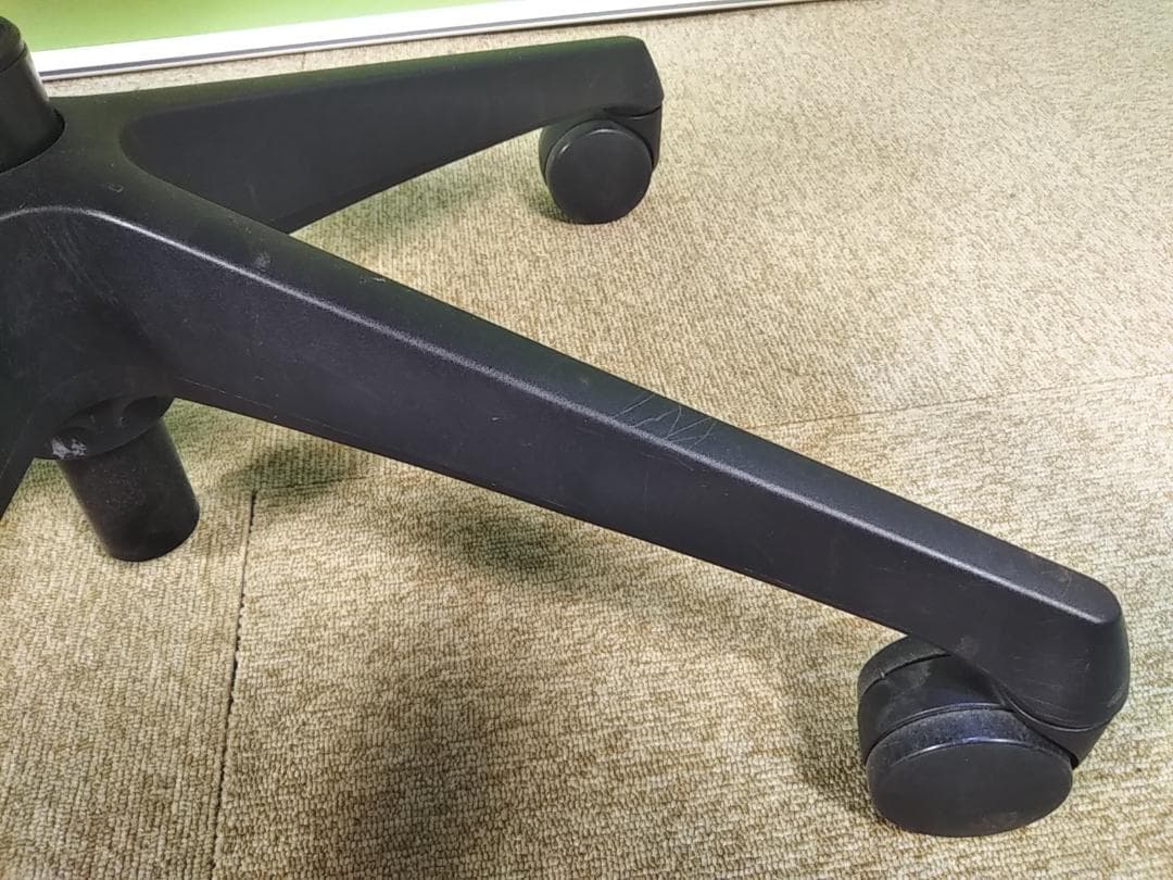 zp　オカムラ　シルフィーチェア　前傾機能　ハイバック　クッションタイプ 中古