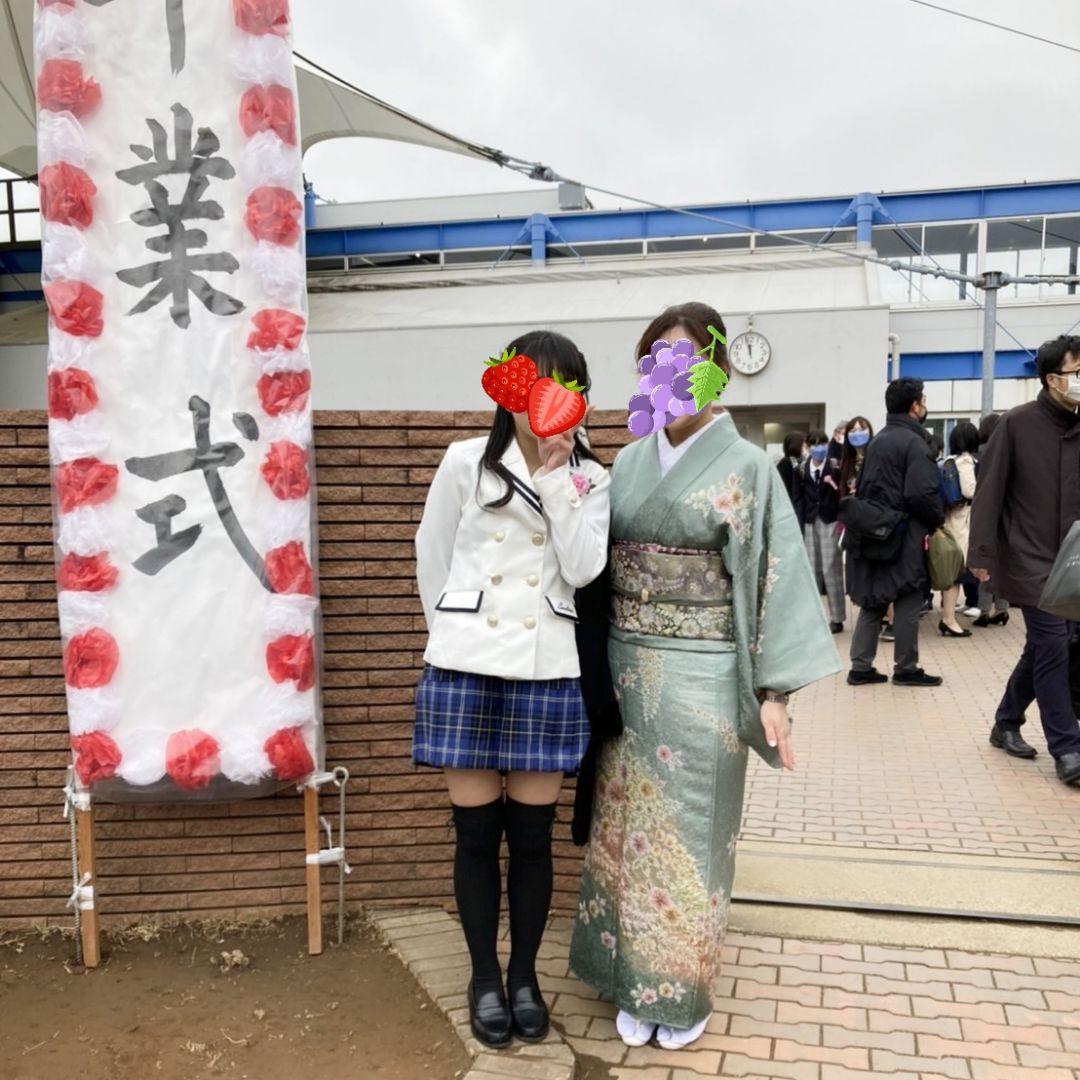 卒服　ホワイトジャケット＆ショートパンツ