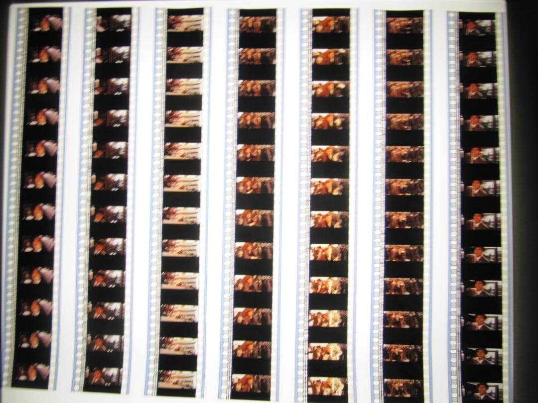 タイタニック35㎜フィルム12コマ×126枚合計1512コマ アルバム入