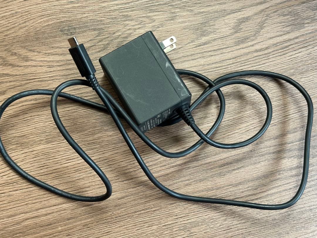 Nintendo Switch （ケース＋128GBのmicroSDカード付き）