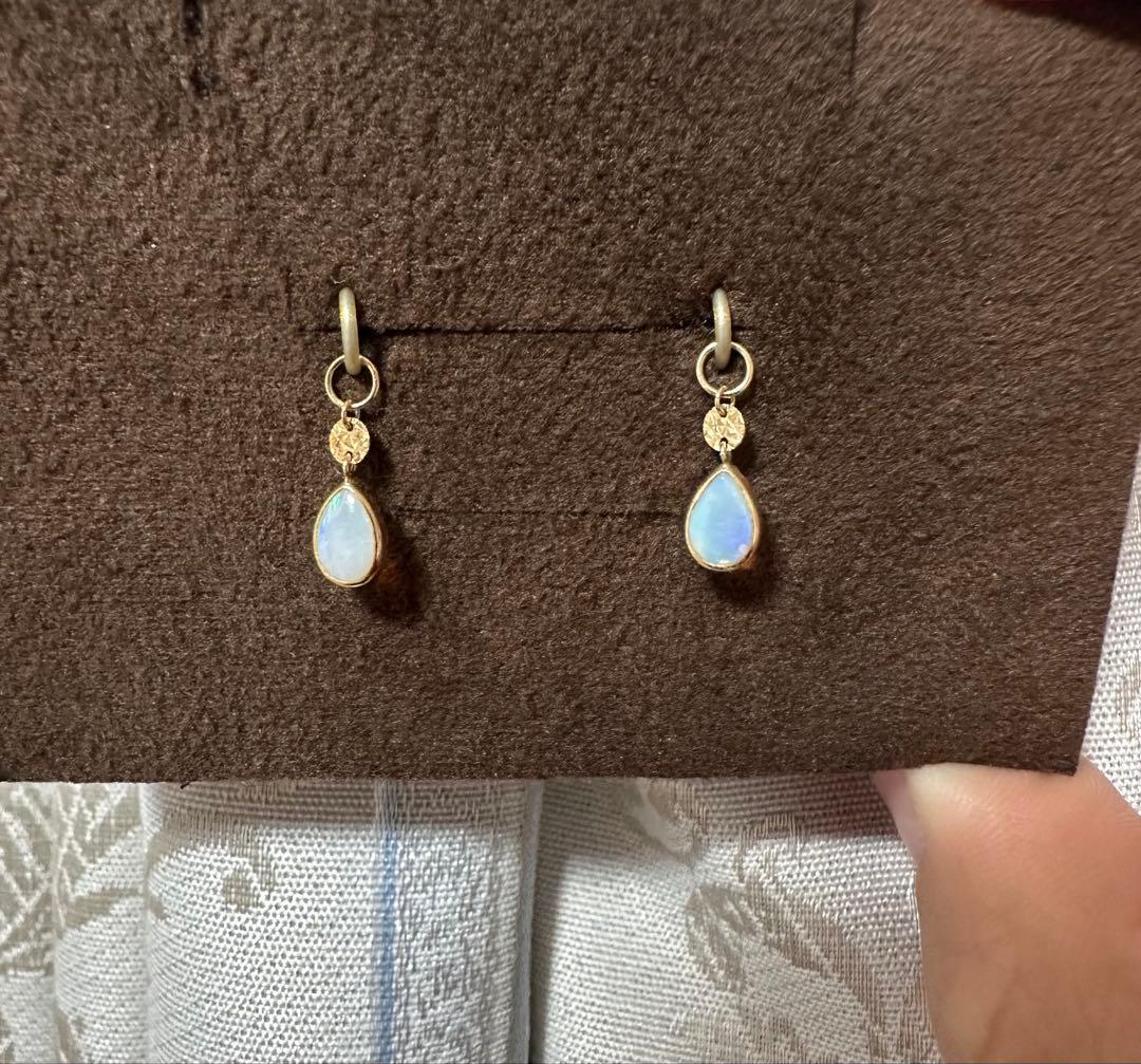 agete アガット　K10オパールピアスチャーム　イヤリングチャーム　箱付き