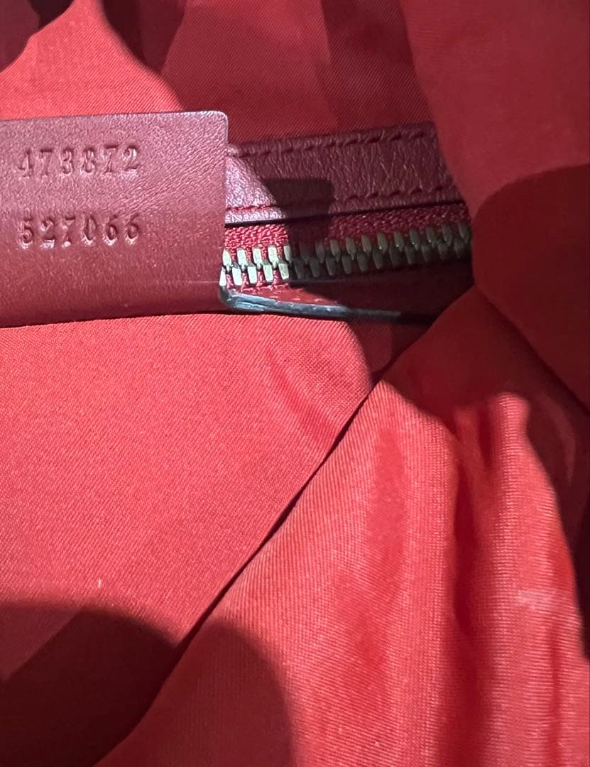 GUCCI グッチ　赤　ドローストリングバックパック　ナップサック　男女兼用