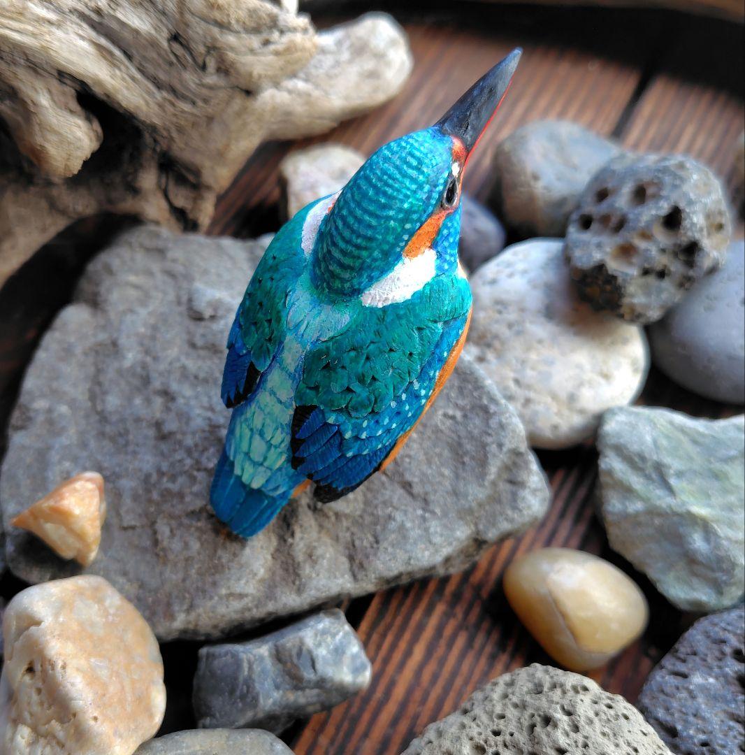 小さなバードカービング カワセミ 野鳥 木彫り フィギュア