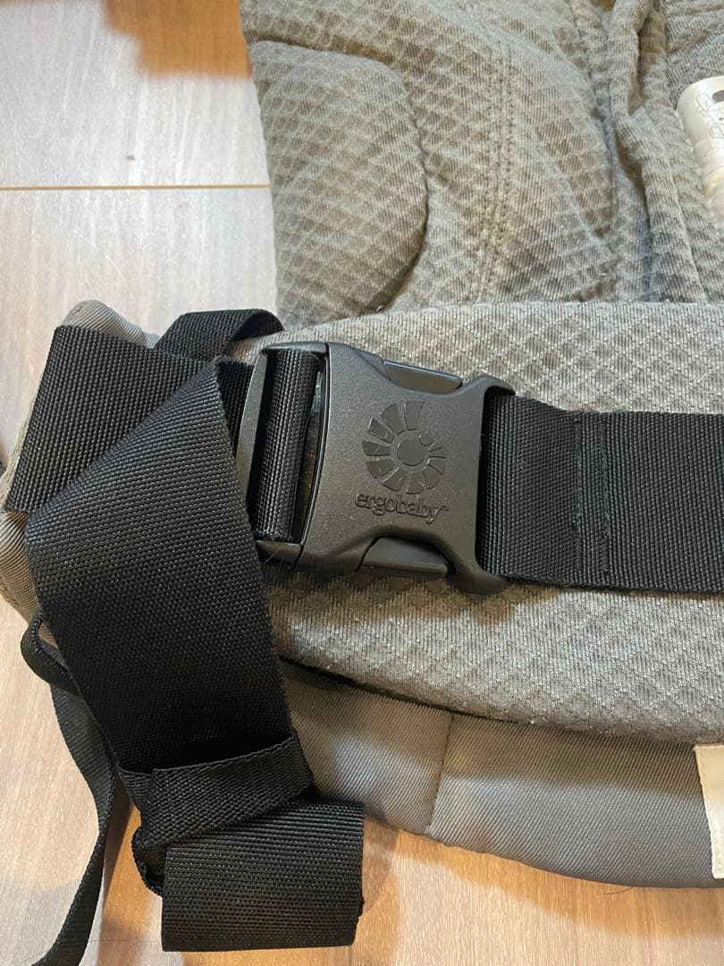 エルゴベビー　OMII breeze All-in-One