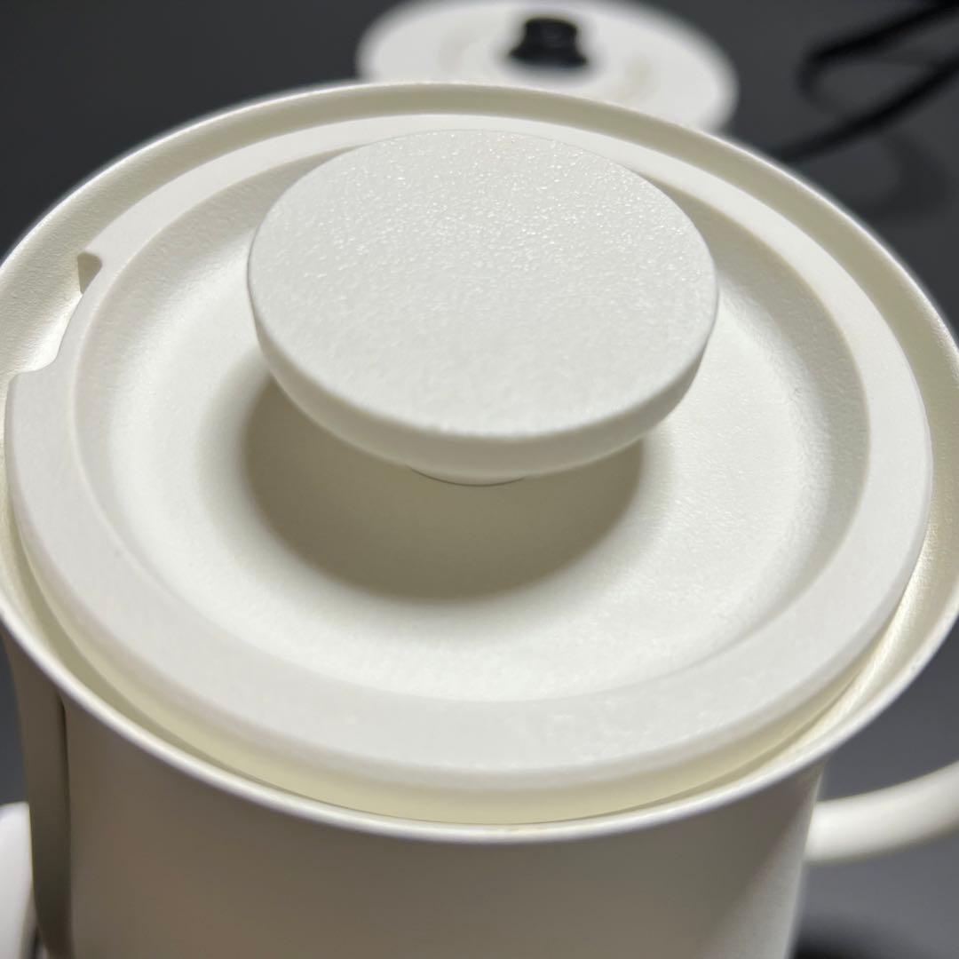 BALMUDA バルミューダ　電気ケトル　ホワイト　白　K07A