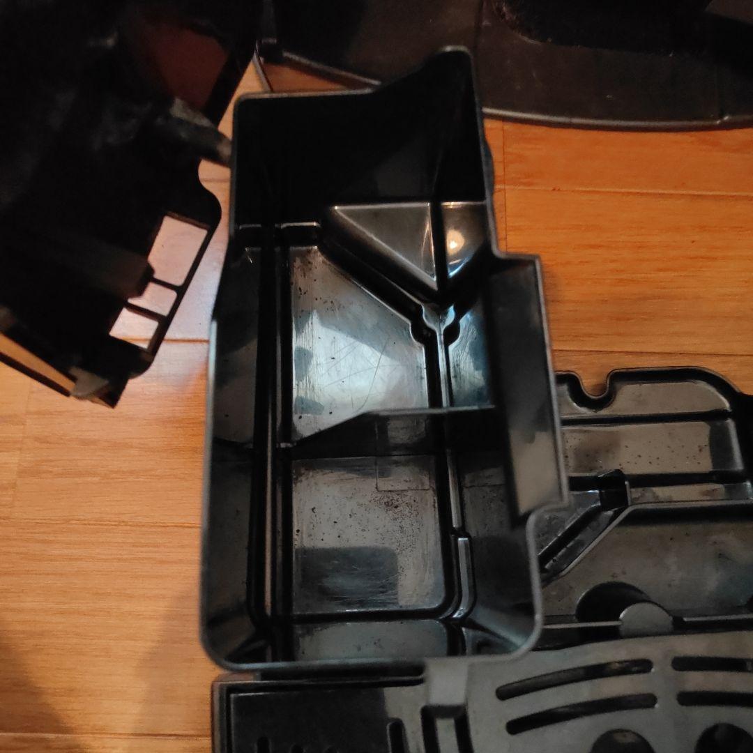 デロンギ　Delonghi 全自動コーヒーマシン ESAM1000SJ