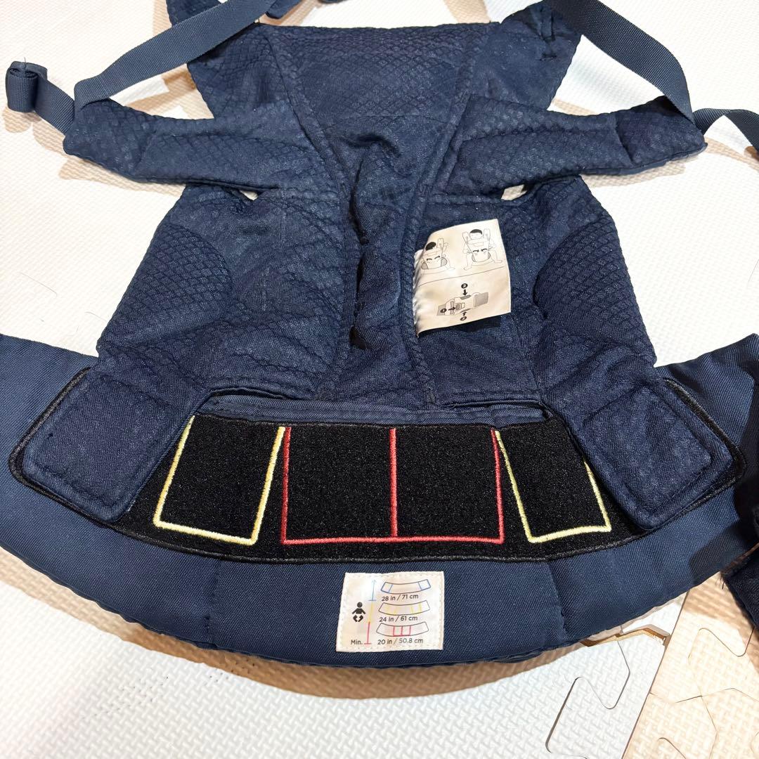 【美品】ergobaby 抱っこ紐 オムニブリーズ ミッドナイトブルー