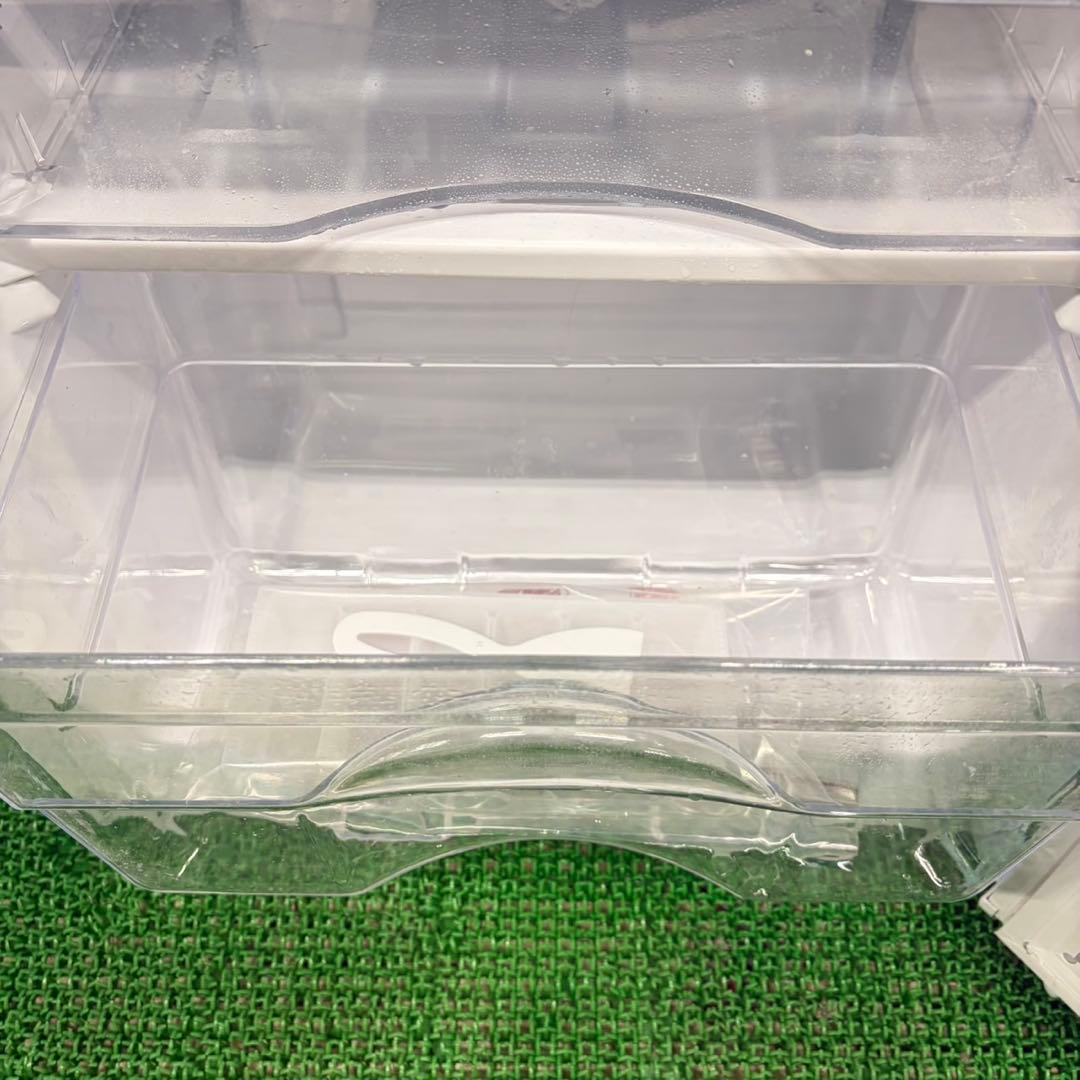 650ホワイト　2024年製　冷蔵庫　140L 小型　一人暮らし　2ドア　右開き