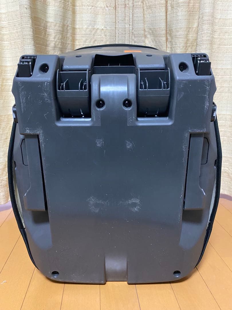 中古美品　コンビ　ジョイトリップアドバンス　ISOFIX 2024年製