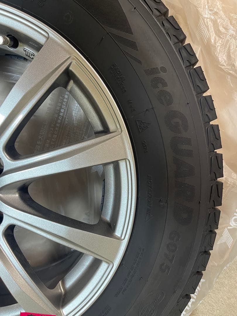 YOKOHAMA iceGUARD 075 17インチ