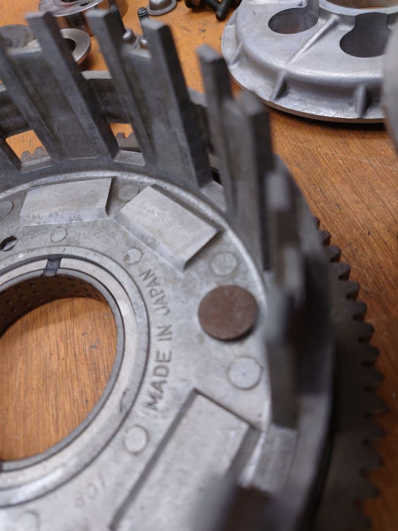 カワサキ ローソンレプリカ　Z1100R 純正クラッチハウジング