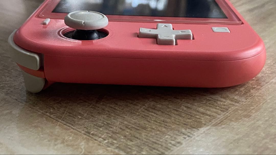 コーラル Switch Lite 初期化済 クリアケース付 本体のみ