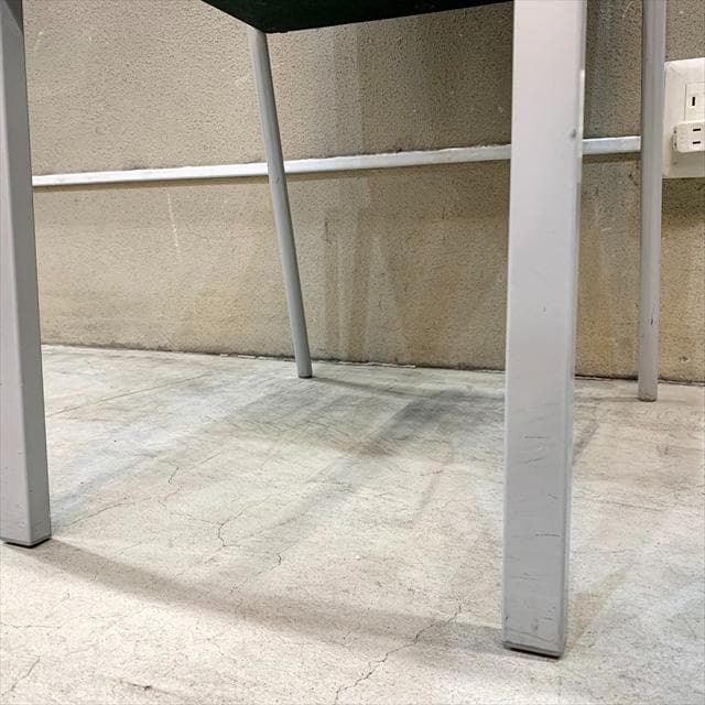 ヴィトラ（vitra）.03（ゼロスリー）チェア④